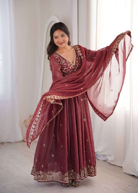 Chiku Sequence Embroidery Kurta Set