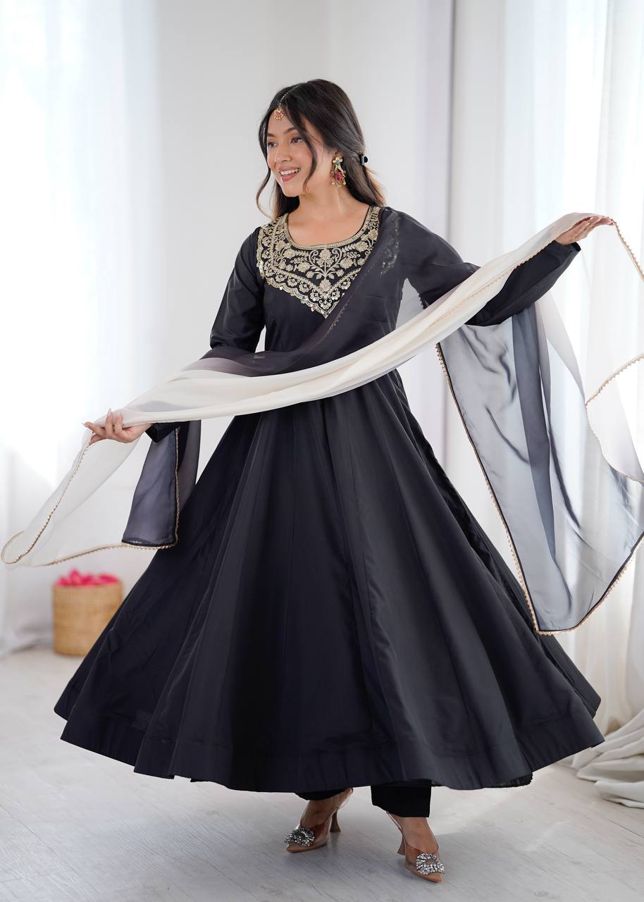 Aditi Heavy French Black Suit Set