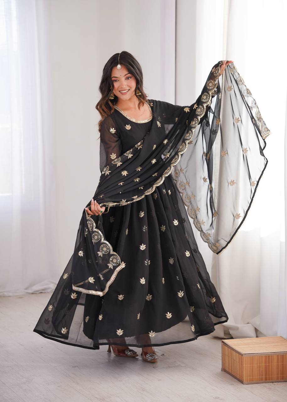 Black Sequence Embroidered Work Kurta Set