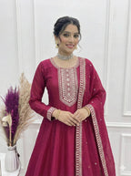 Pink lilyy Kurta Set