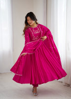 Gulabi Chanderi Silk Kurta Set