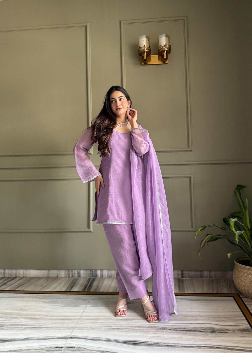Violent Crunchy Silk Fabric With Siroski Work Kurta Set