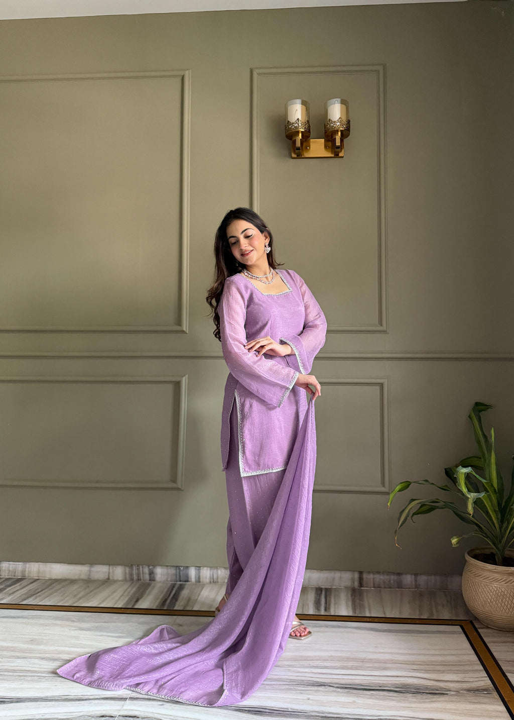 Violent Crunchy Silk Fabric With Siroski Work Kurta Set