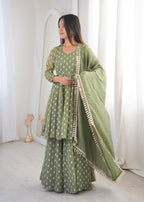 Pista Heavy Crunchy Silk Jacquard Butti Suit Set