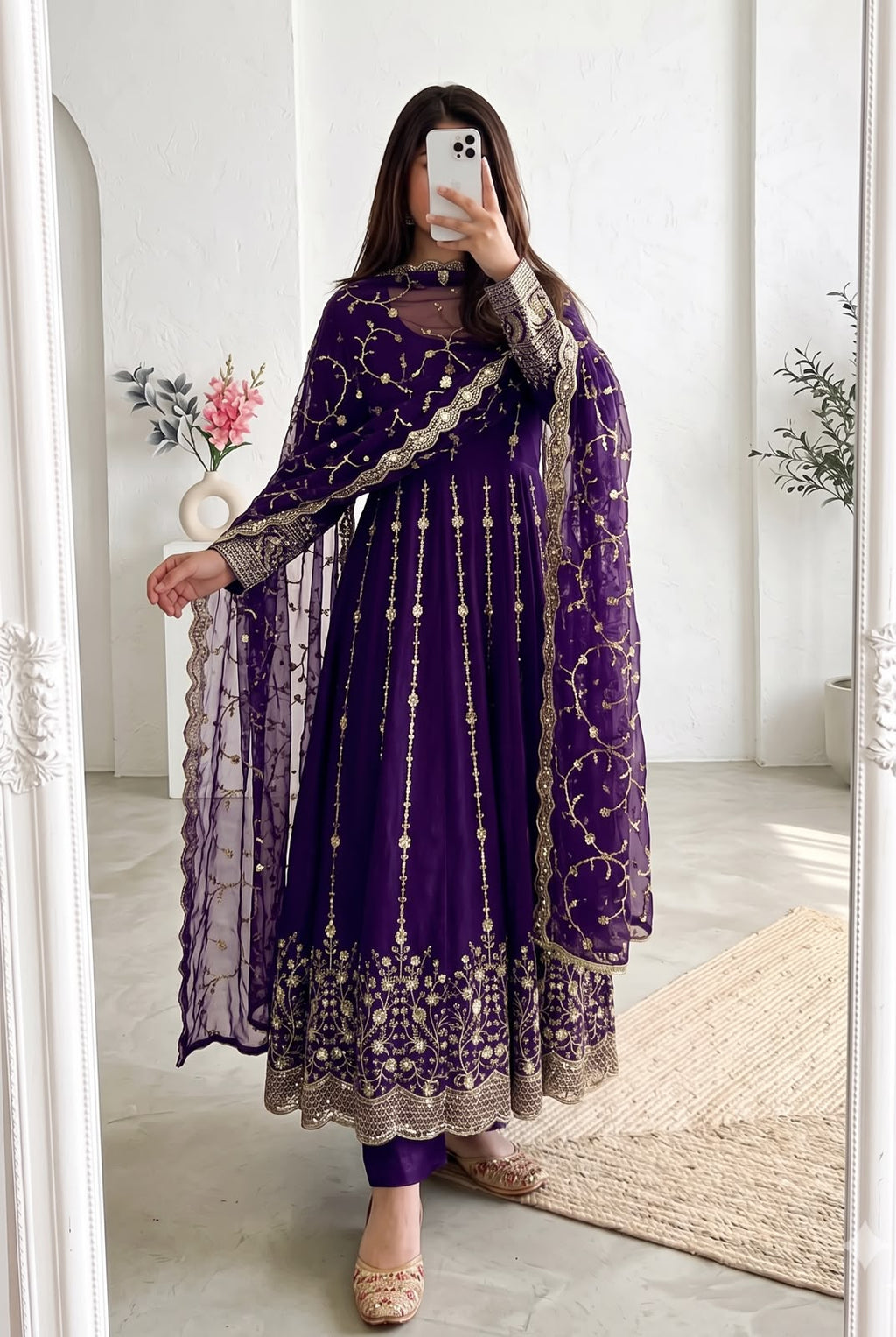 Mahima Tredning Fandy Silk Embroidery Anarkali
