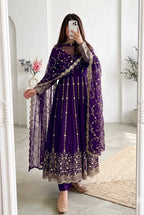 Mahima Tredning Fandy Silk Embroidery Anarkali